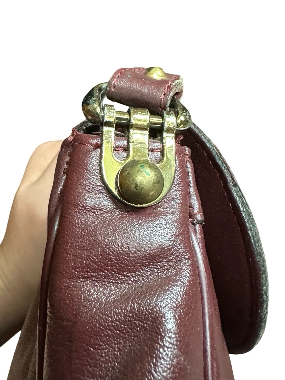 Etienne Aigner Vintage Classic Dark Burgundy Leather Shoulder Bag - Picture 8 of 12